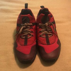 Nike Red Air Huarache Utility Men’s 12